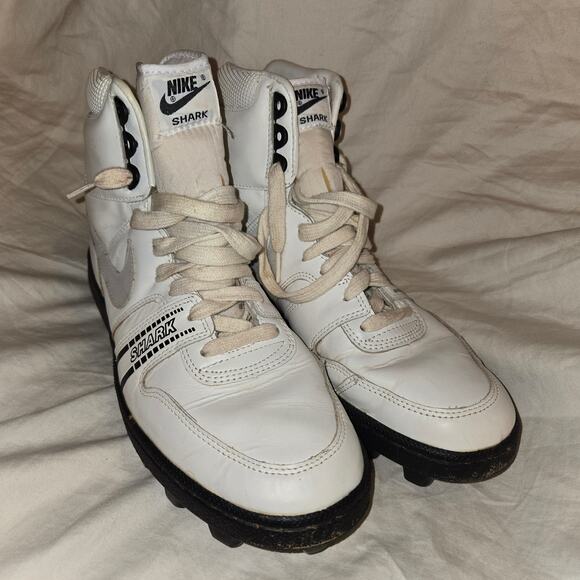 Vintage 1988 Nike Land Shark Football Cleats Size 12 Style 890103FT2 - Picture 1 of 11